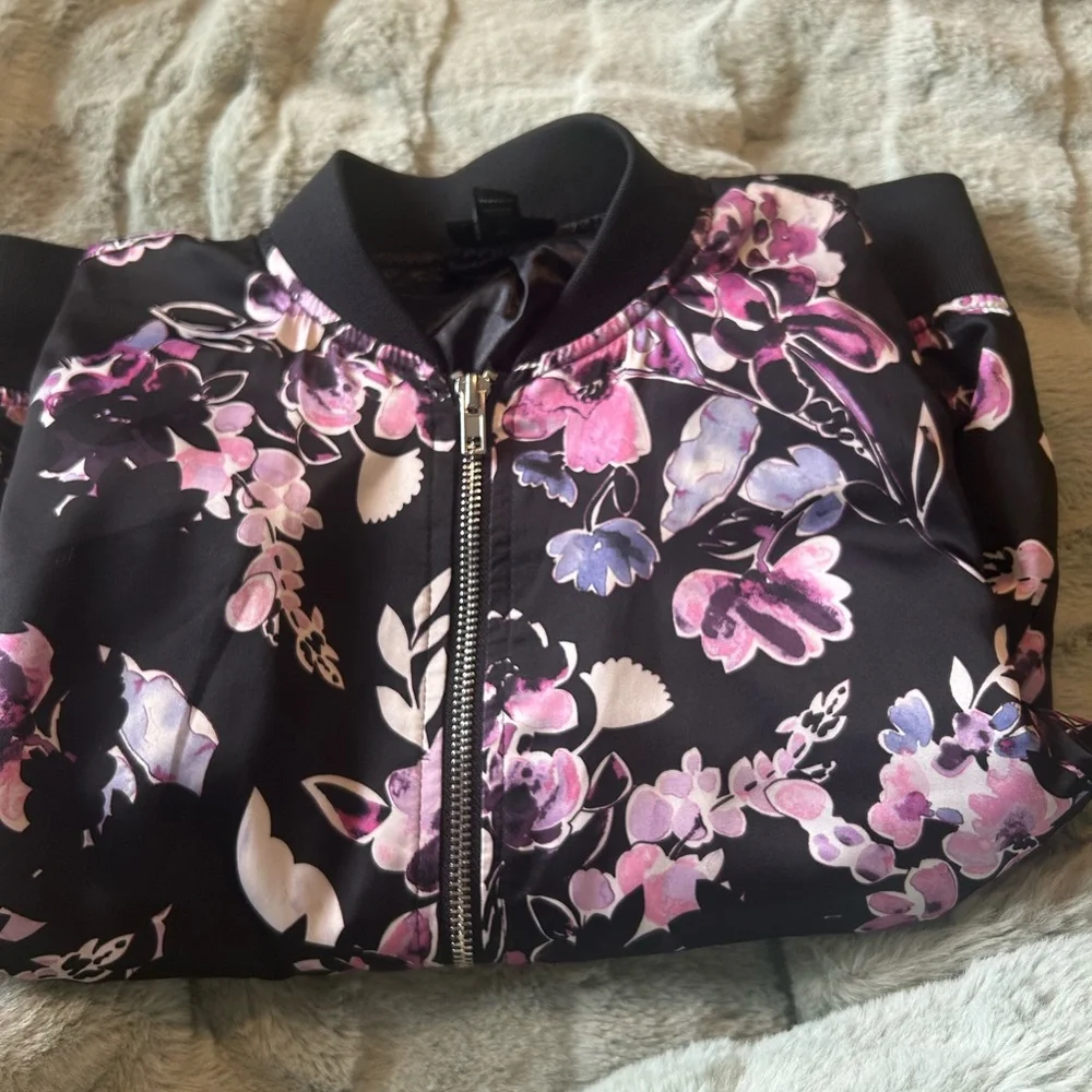 Bomber jacket - Picture 5 of 10